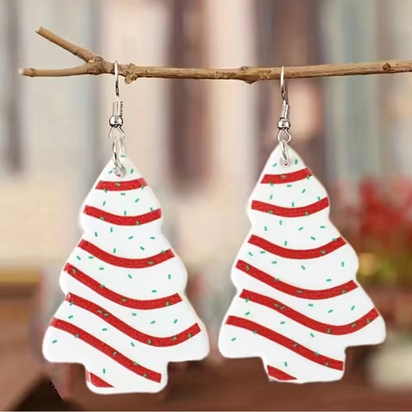 Jewelry New Little Debbie Christmas Tree Cake Earrings Poshmark